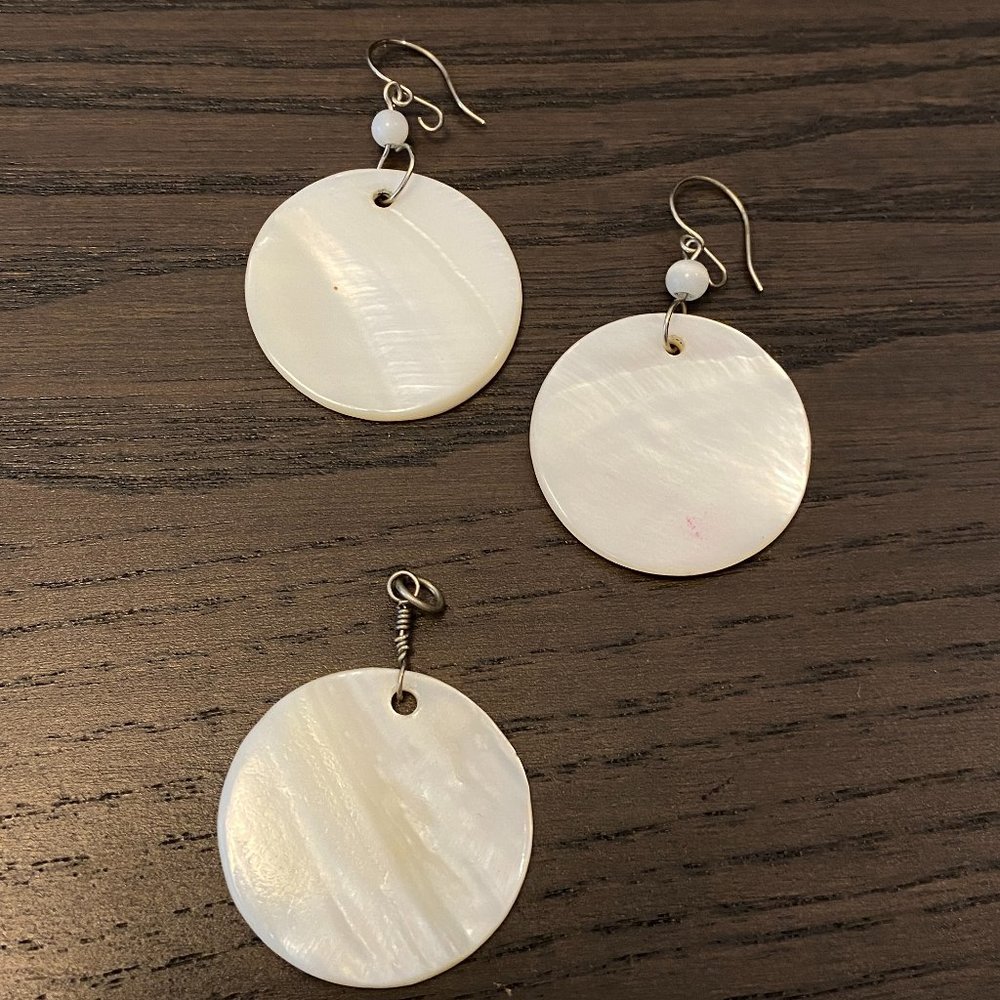White Seashells Pierced Earrings and Matching Pendant Round Penny Shape